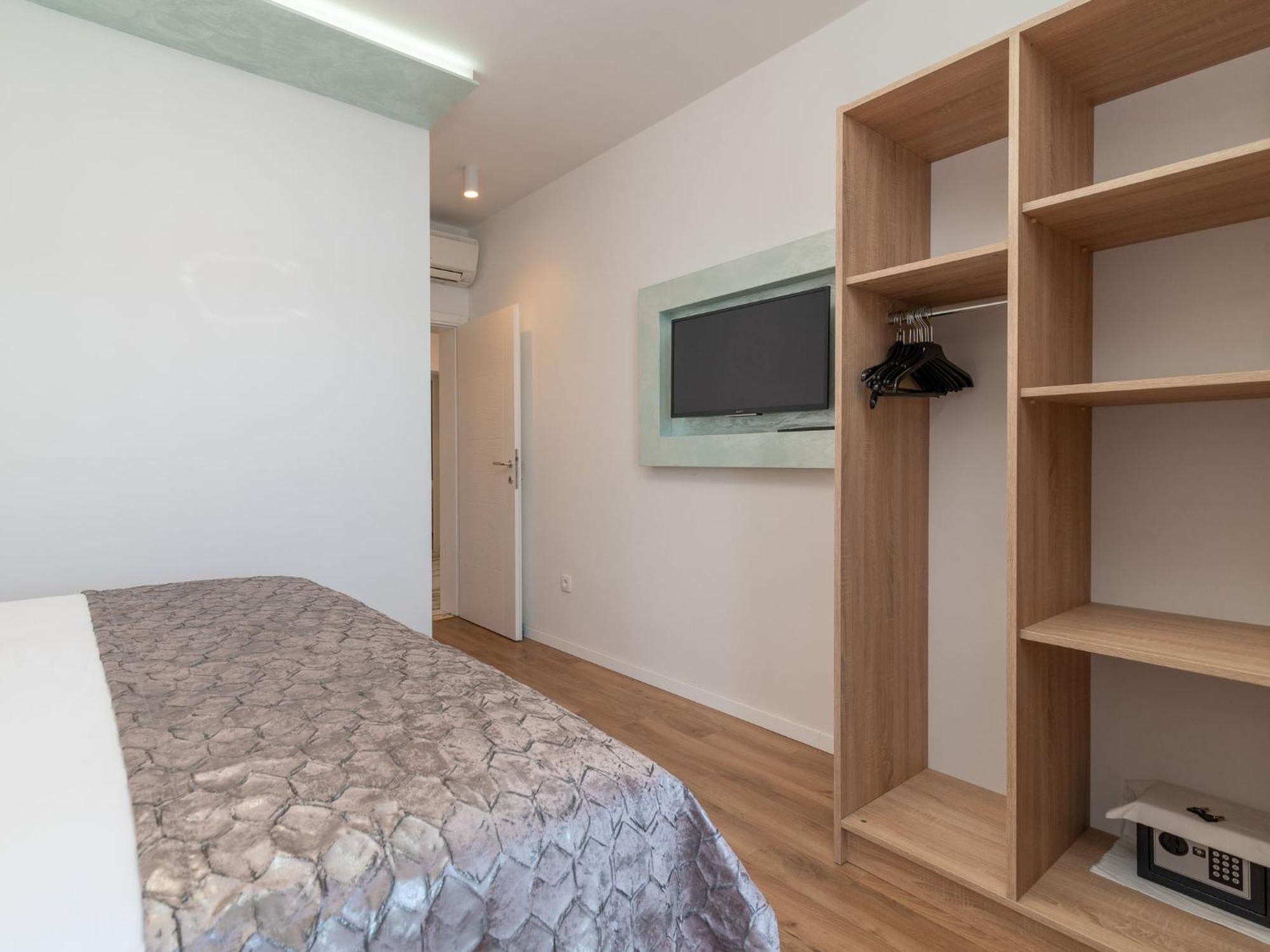 Apartment Mornar-3 By Interhome Трогір Екстер'єр фото