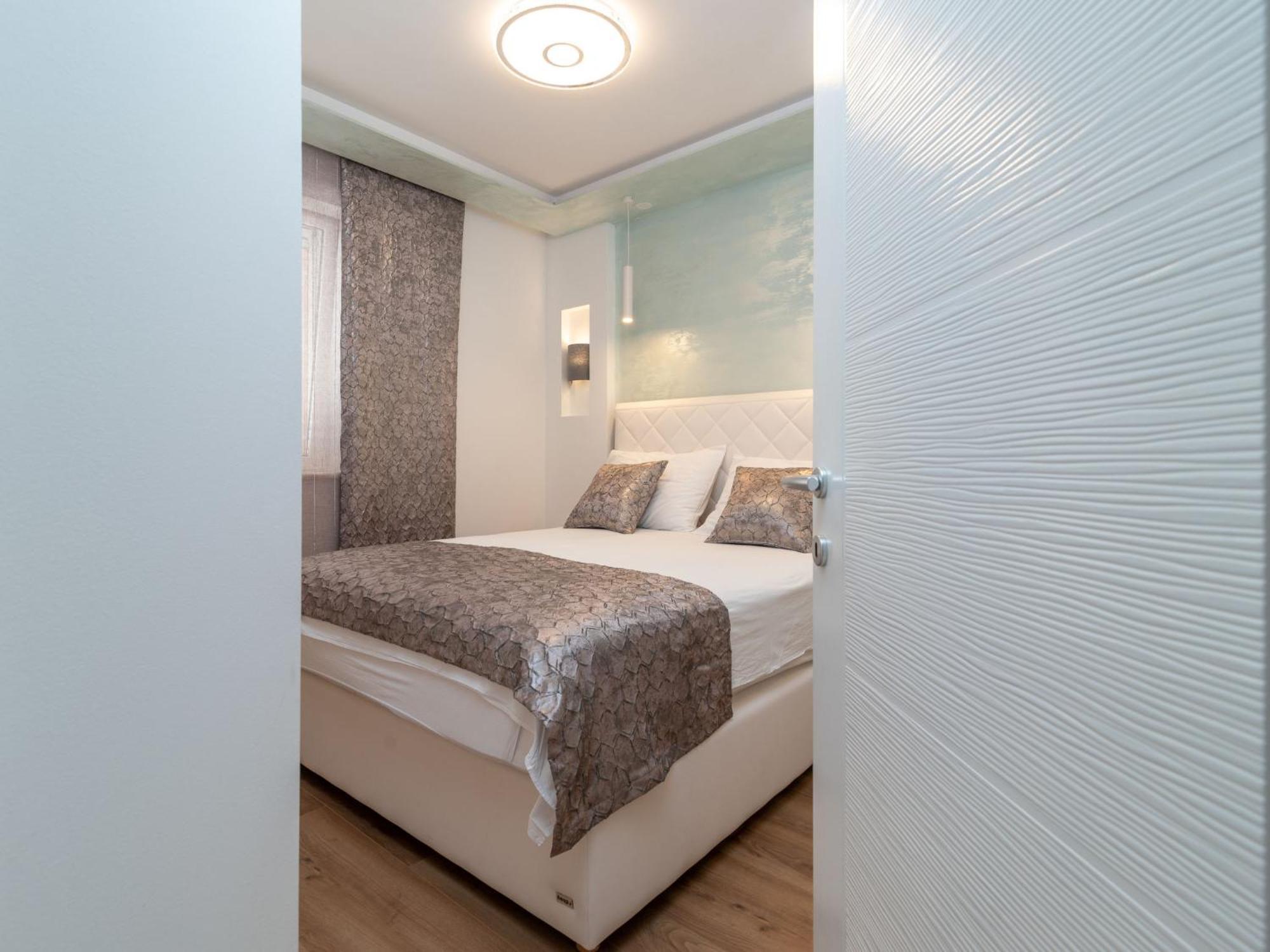 Apartment Mornar-3 By Interhome Трогір Екстер'єр фото